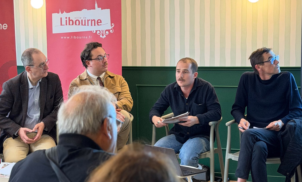 Table ronde à l’étage du Comptoir