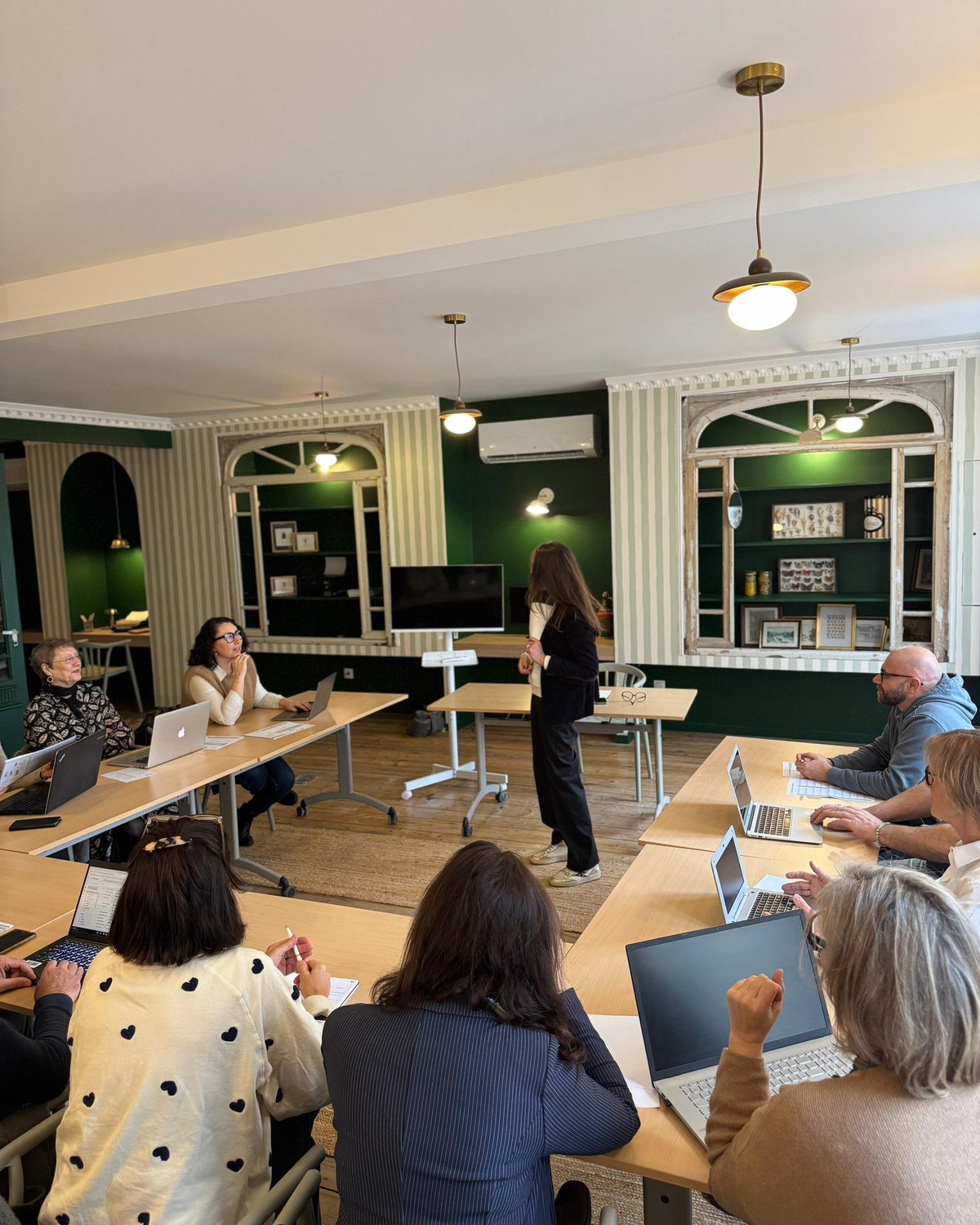 Formation dans le Haut Comptoir, la grande salle de l'étage